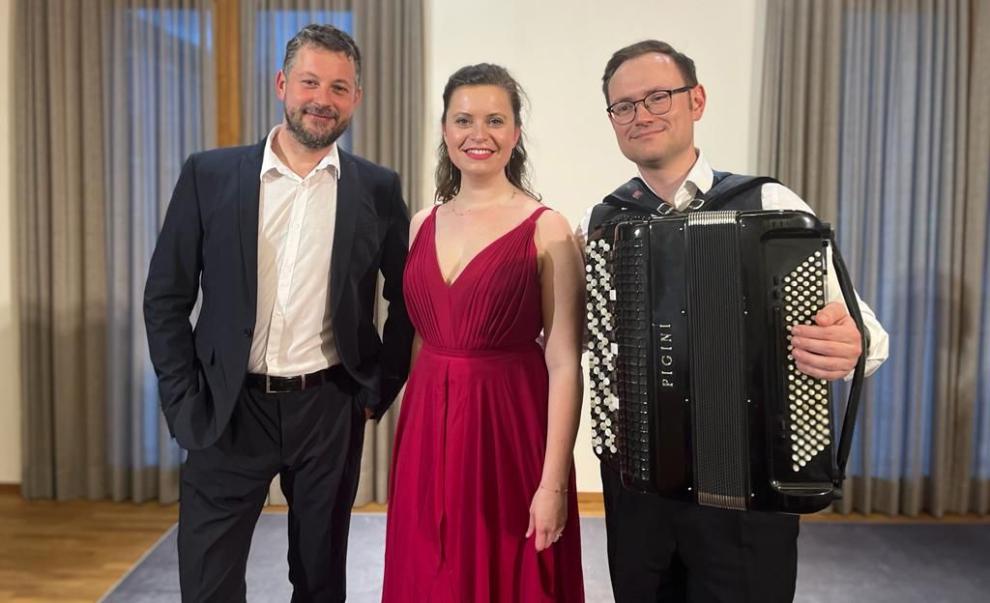 A.Lang, K, Linhard, J. Münzner: Operette mich!